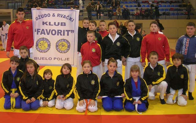 Džudo klubu Favorit 17 medalja Džudo klubu Favorit 17 medalja